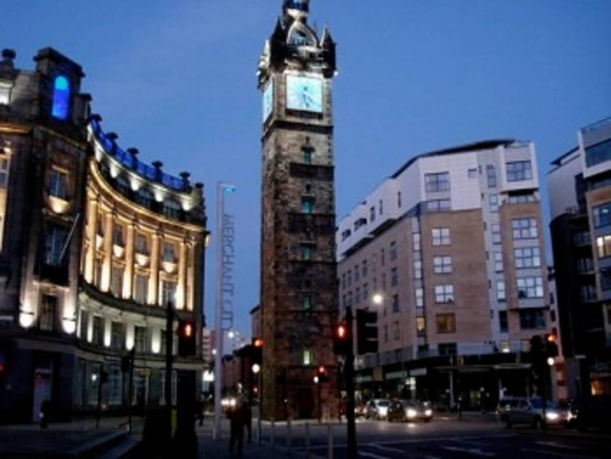 City Centre Apartment W Parking & Hyperoptic Wifi Glasgow Ngoại thất bức ảnh