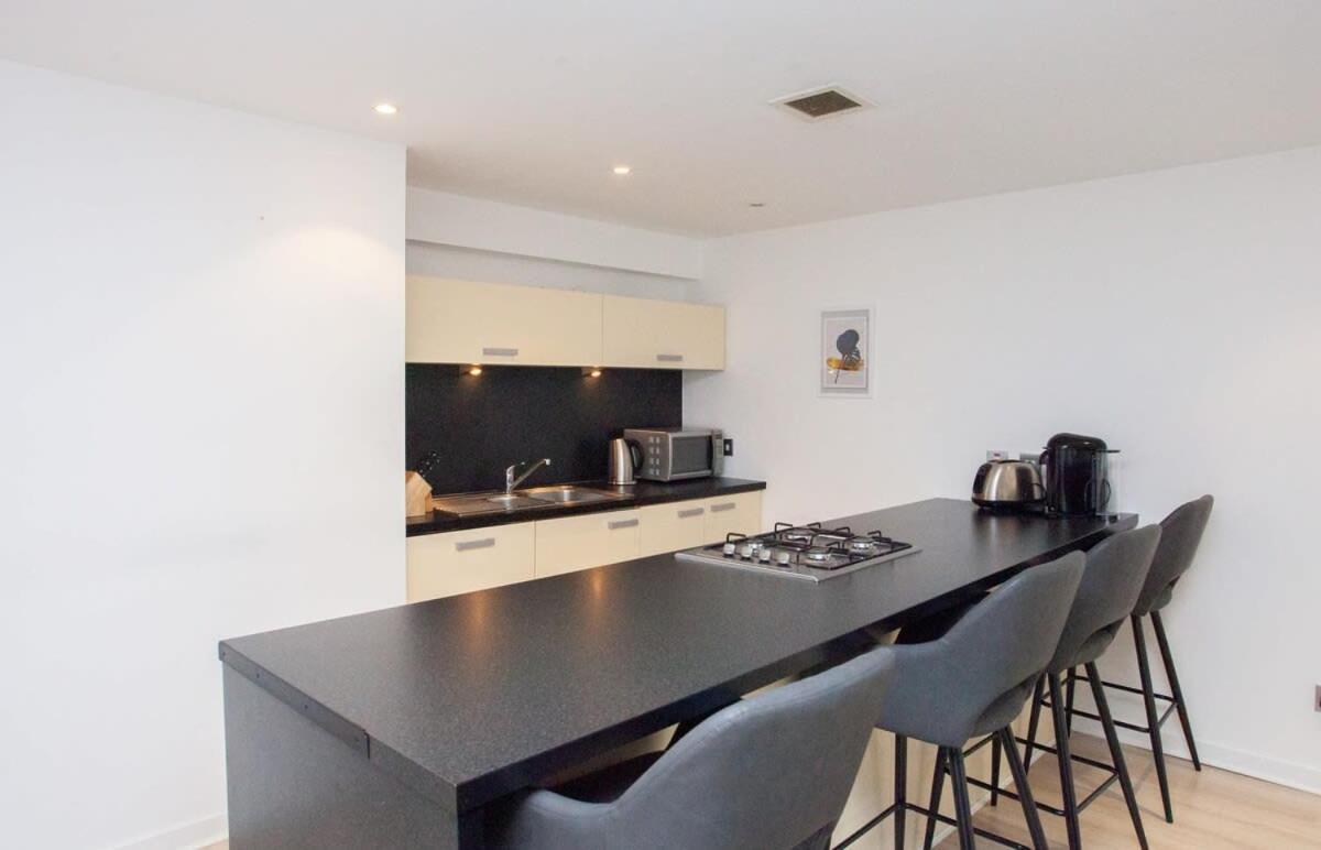 City Centre Apartment W Parking & Hyperoptic Wifi Glasgow Ngoại thất bức ảnh