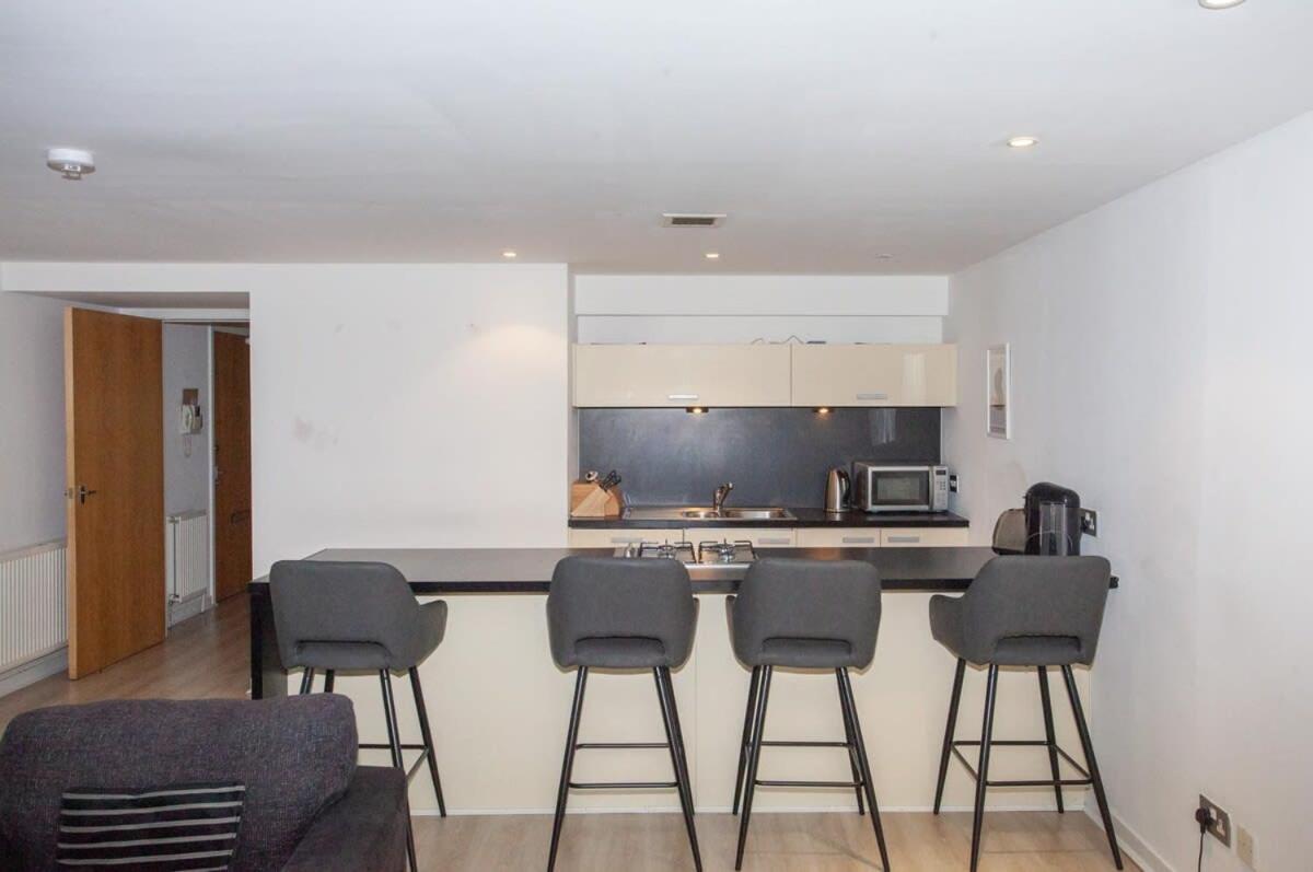 City Centre Apartment W Parking & Hyperoptic Wifi Glasgow Ngoại thất bức ảnh